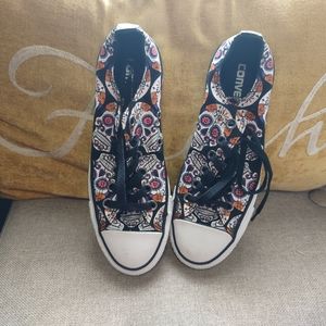 Converse Low Top Shoes